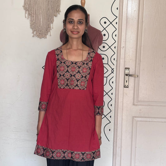 Maroon and Black Short Kurta