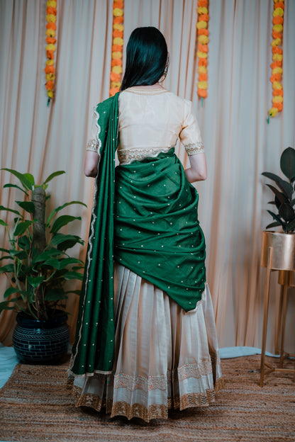 A ROYAL AFFAIR  halfsaree