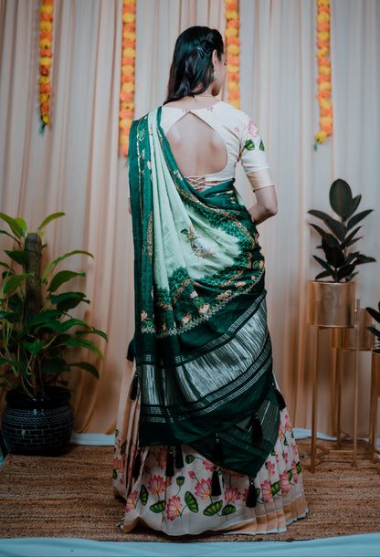 Louts halfsaree