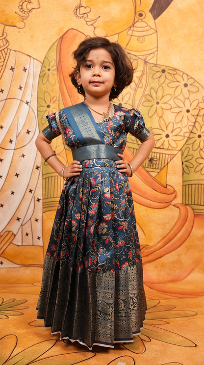 Nila Vastra