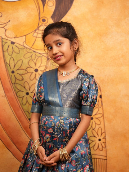 Nila Vastra