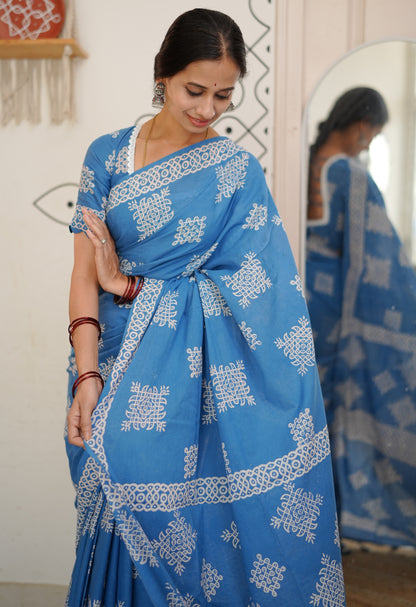 Neelam Kolam Saree