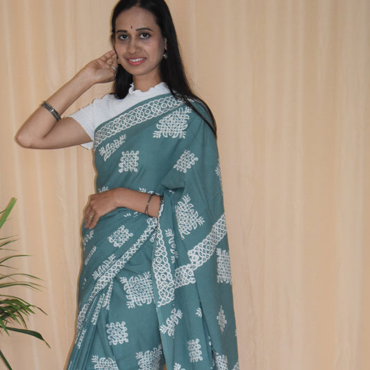 Green  kolam saree