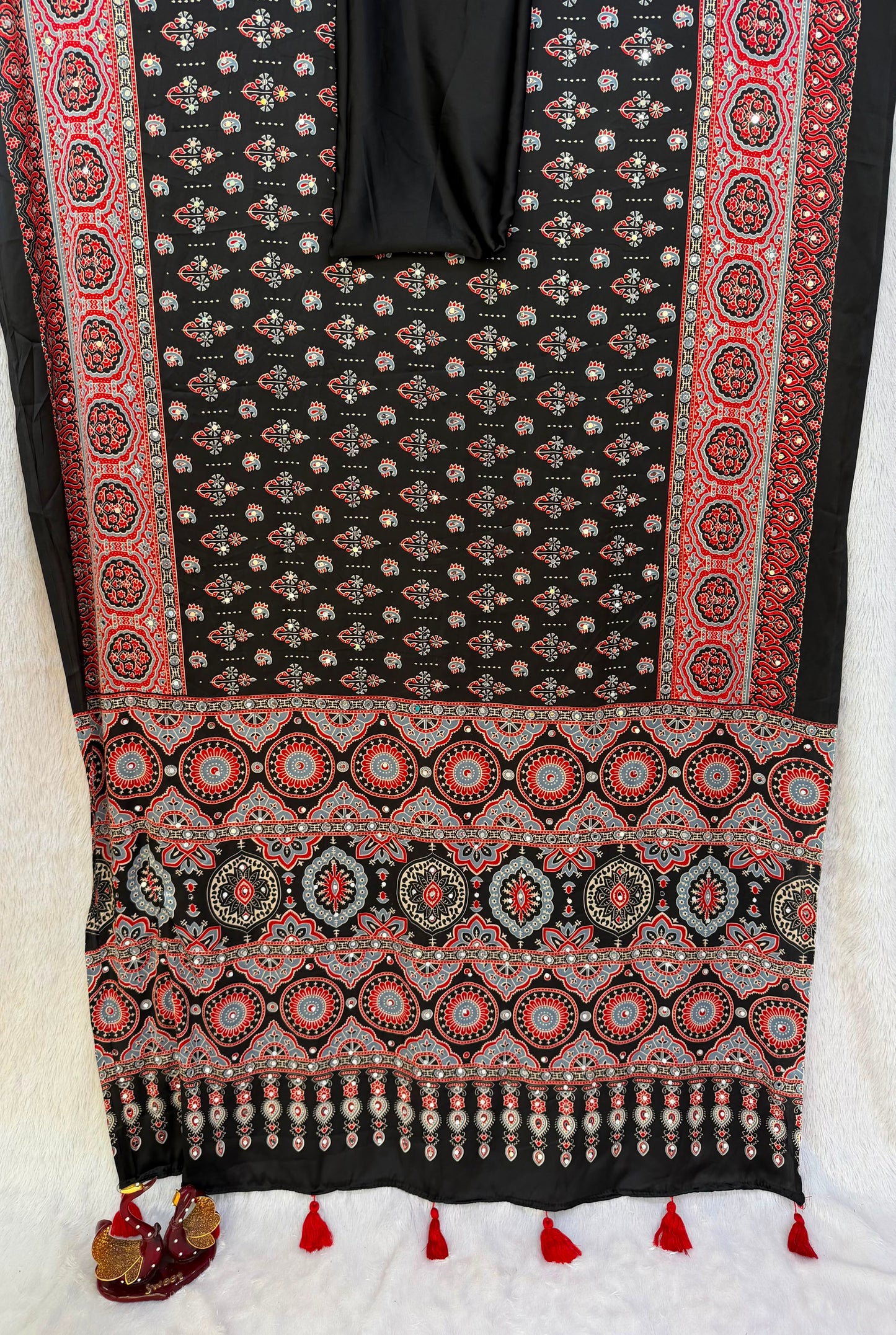 Noor Black