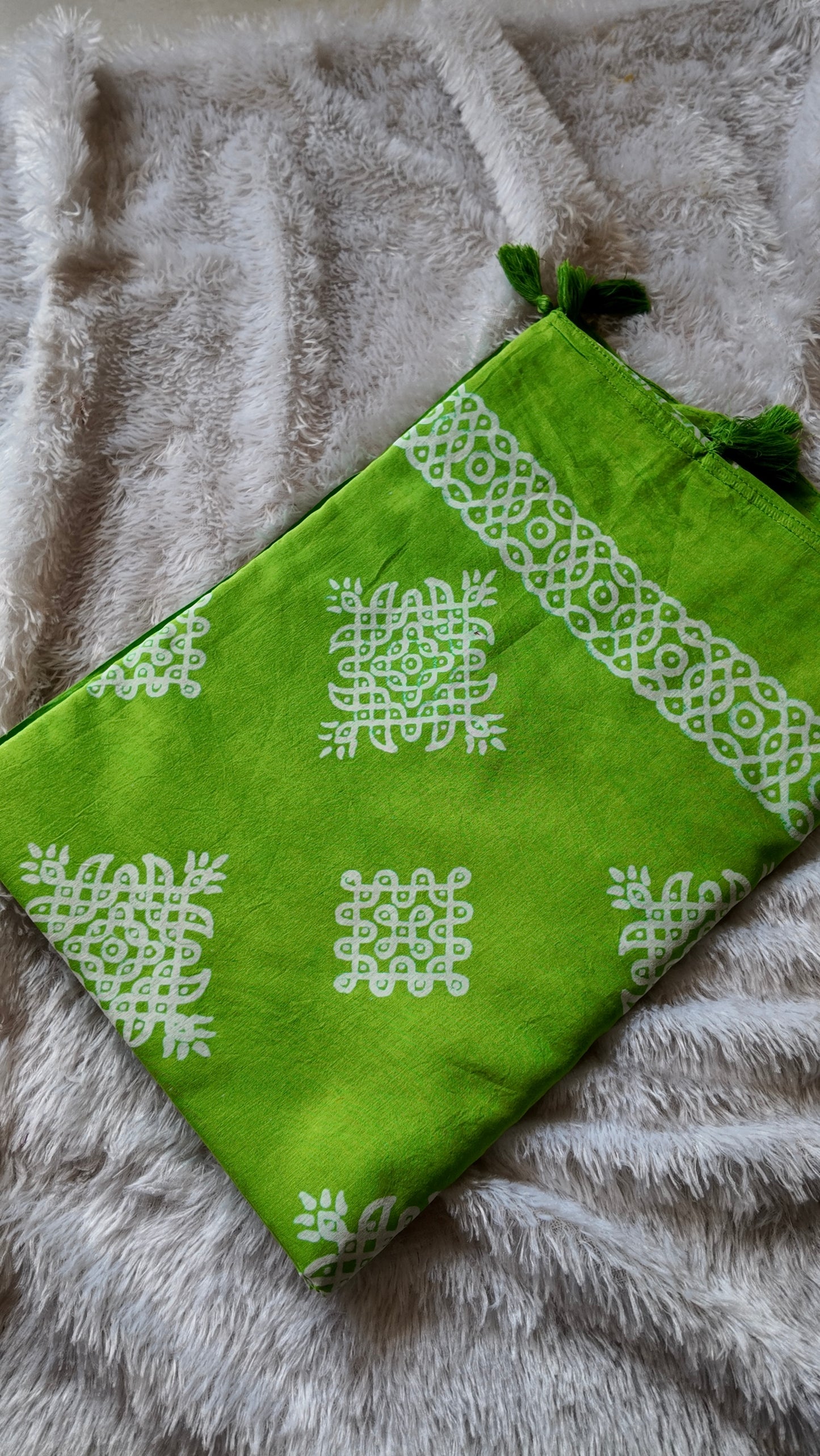 Harini Kolam Saree